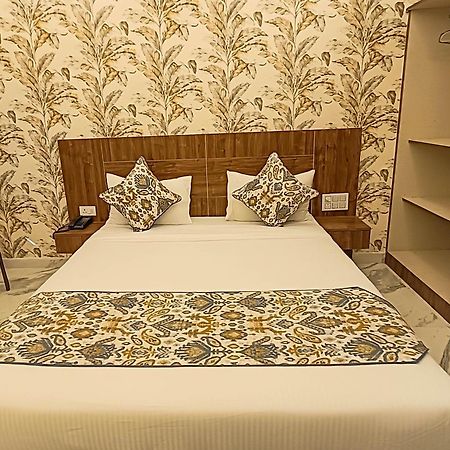 Hotel Cloud Inn, Nainital Rāmgarh エクステリア 写真
