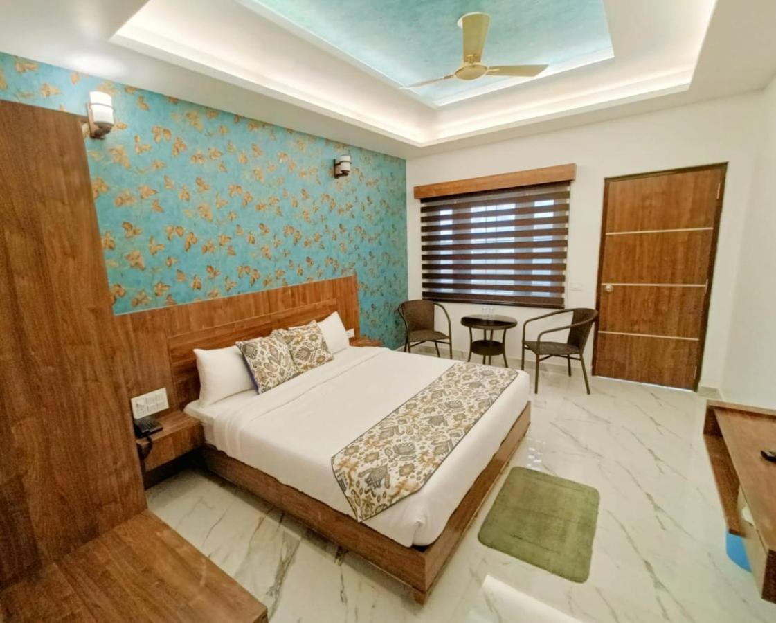 Hotel Cloud Inn, Nainital Rāmgarh エクステリア 写真