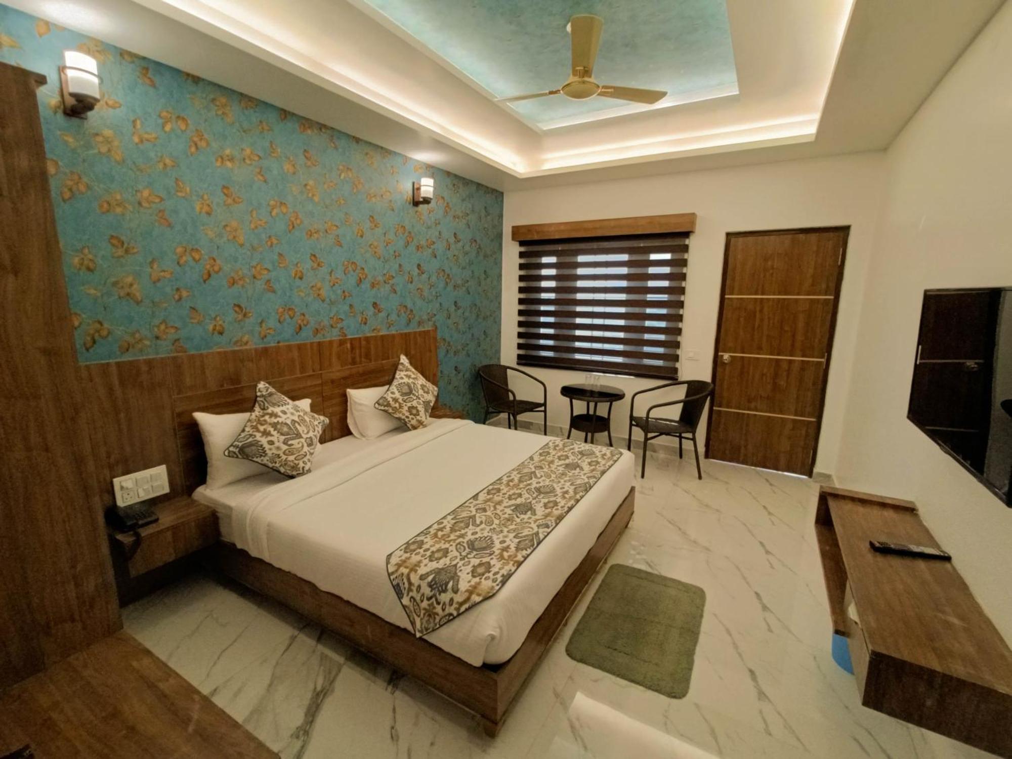 Hotel Cloud Inn, Nainital Rāmgarh エクステリア 写真