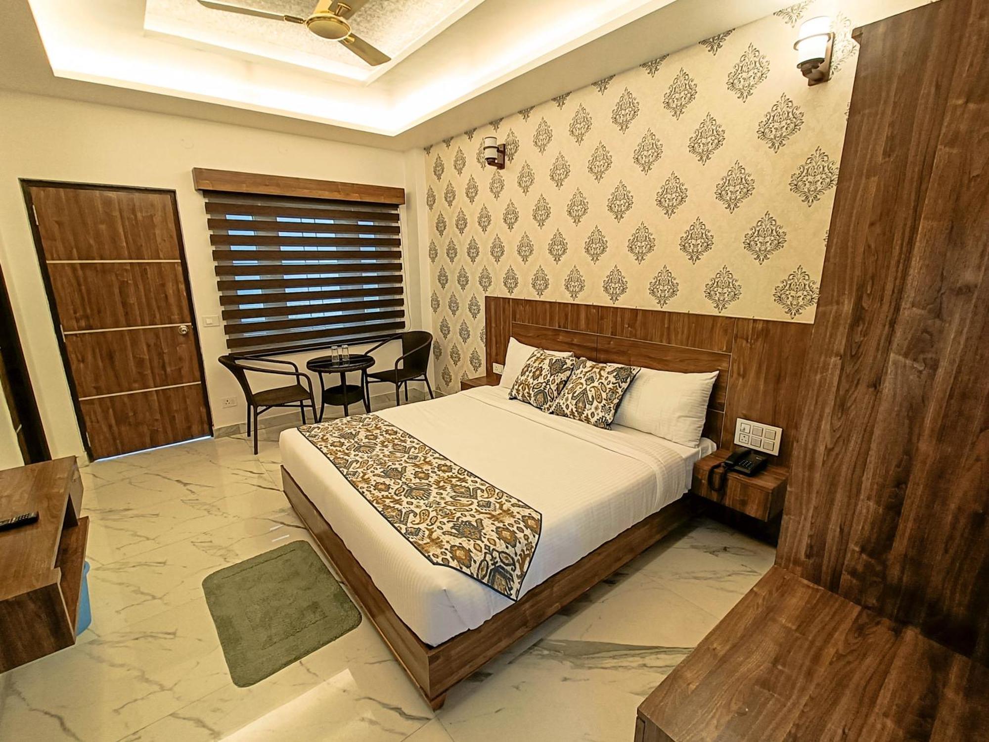 Hotel Cloud Inn, Nainital Rāmgarh エクステリア 写真